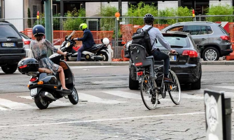 Il ciclista e l’automobilista, uno spot per la sicurezza dei ciclisti