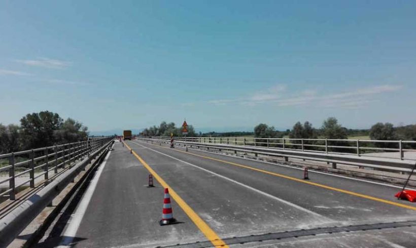 Riconvertito in ciclopedonale l’ex ponte ferroviario del Lavello