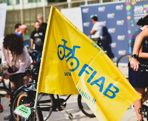 Perché fare la tessera FIAB? “A Perugia abbiamo ottenuto la Consulta della mobilità . Mi sento parte di un movimento che vuole fare la differenza” Perché fare la tessera FIAB? “A Perugia abbiamo ottenuto la Consulta della mobilità . Mi sento parte di un movimento che vuole fare la differenza”