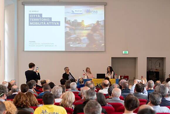 “One Health”: salute e mobilità attiva al centro del convegno organizzato da FIAB con ReCUI “One Health”: salute e mobilità attiva al centro del convegno organizzato da FIAB con ReCUI