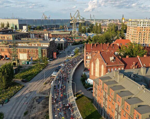 Oggi è la Giornata Mondiale del Trasporto Sostenibile. L’81% degli spostamenti in città non supera i 10 chilometri. E allora perché tutte queste auto?