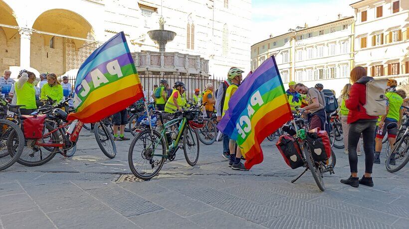 I primi 20 anni di Paciclica: le pedalate da tutta Italia verso la marcia Perugia-Assisi. FIAB: “La bici simbolo di dialogo e impegno civile” I primi 20 anni di Paciclica: le pedalate da tutta Italia verso la marcia Perugia-Assisi. FIAB: “La bici simbolo di dialogo e impegno civile”