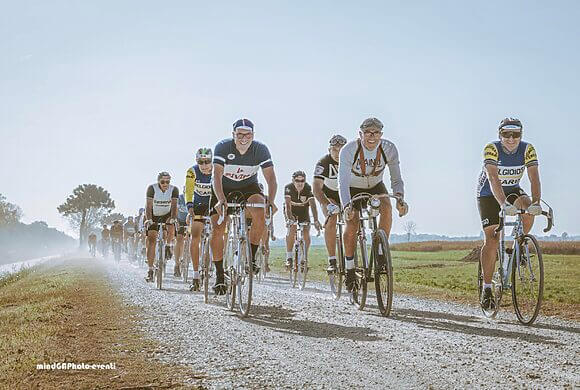 La Divina Ciclostorica: a Ravenna la quinta edizione esalta il passato con bicicletta, cultura e territorio