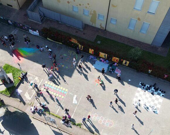 Fidatevi dei bambini (e costruite città 30). Ecco perché dovrebbero andare a scuola da soli Fidatevi dei bambini (e costruite città 30). Ecco perché dovrebbero andare a scuola da soli