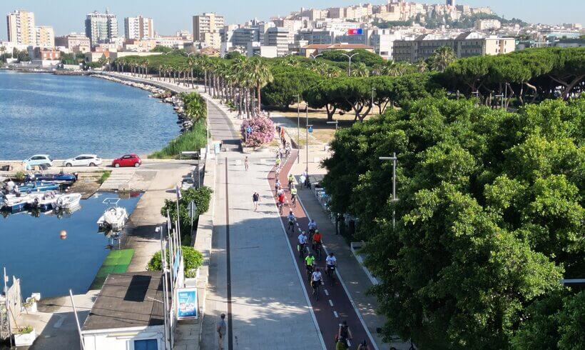 Com’è pedalare a Cagliari? L’intervista alla FIAB locale. “I parchi sono punto di forza per la ciclabilità. Ma non ci siamo ancora su piste e rastrelliere”