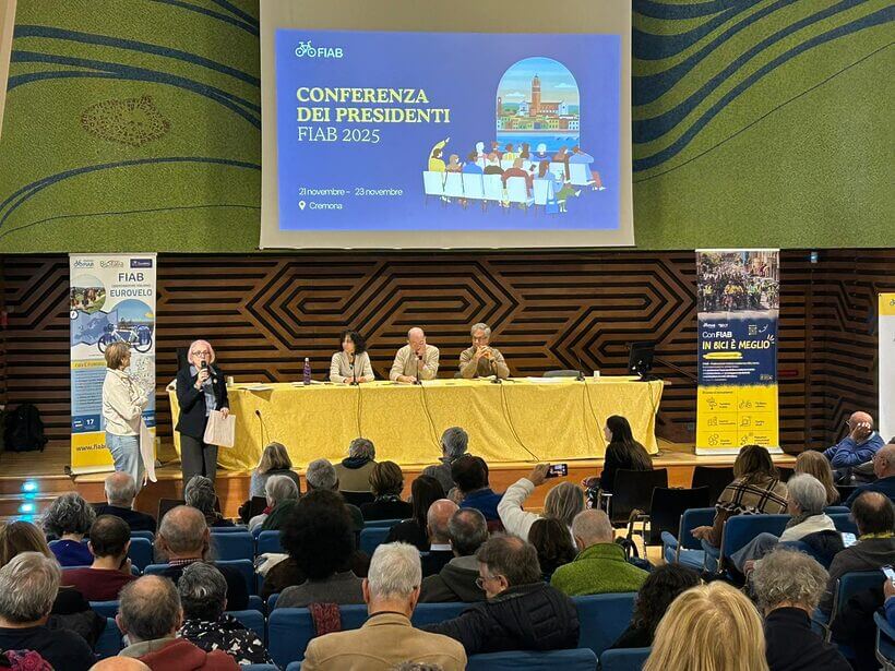 L’Italia non è mica la Danimarca, dicono. Ma c’è chi lavora per trasformarla con tante persone in bicicletta