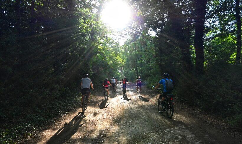 Italia, il mercato del cicloturismo pedala veloce verso 11 miliardi: FIAB sostiene la crescita e contrasta l’overtourism con un portale tutto nuovo