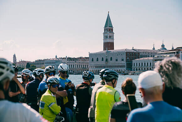 Pavè – Pedalando a Venezia (8 – 10 maggio), il messaggio di FIAB: non esiste cicloturismo competitivo senza città sicure