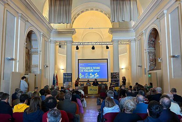 Tracciare il percorso: a Perugia tutti i cantieri FIAB aperti per far pedalare l’Italia
