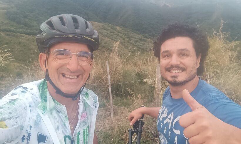 Terra Comune, dalla Sicilia all’India un viaggio da oltre 10mila km in bicicletta. Due cicloviaggiatori contro l’indifferenza