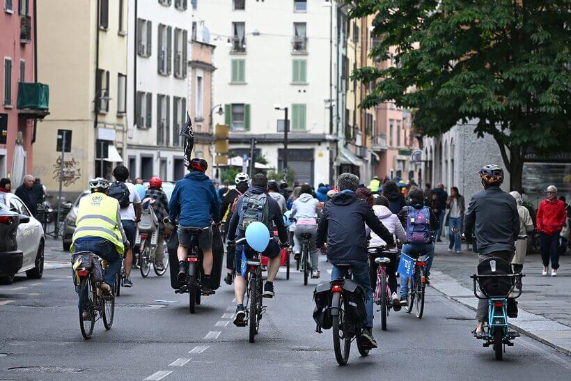 Green&Blue Festival: a Milano FIAB organizza il workshop “La strada รจ di tutti” per una cultura della mobilitร fatta di sicurezza e diritti Green&Blue Festival: a Milano FIAB organizza il workshop “La strada รจ di tutti” per una cultura della mobilitร fatta di sicurezza e diritti
