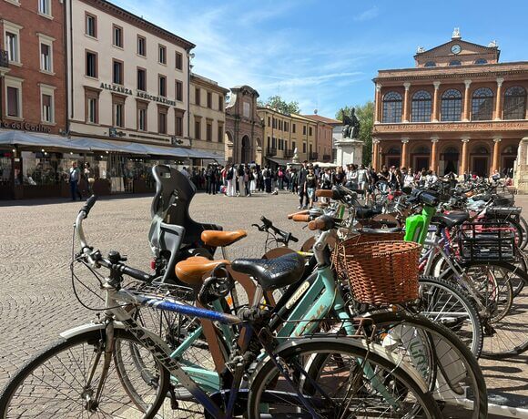 Velo-city, a Rimini tutto pronto: presentato il programma del summit. FIAB: “Per i comuni opportunità di formazione sulle politiche bike friendly” Velo-city, a Rimini tutto pronto: presentato il programma del summit. FIAB: “Per i comuni opportunità di formazione sulle politiche bike friendly”
