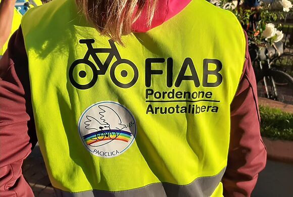 Come si pedala a Pordenone. “La nostra best practice? Fare rete con le associazioni per promuovere la bici”